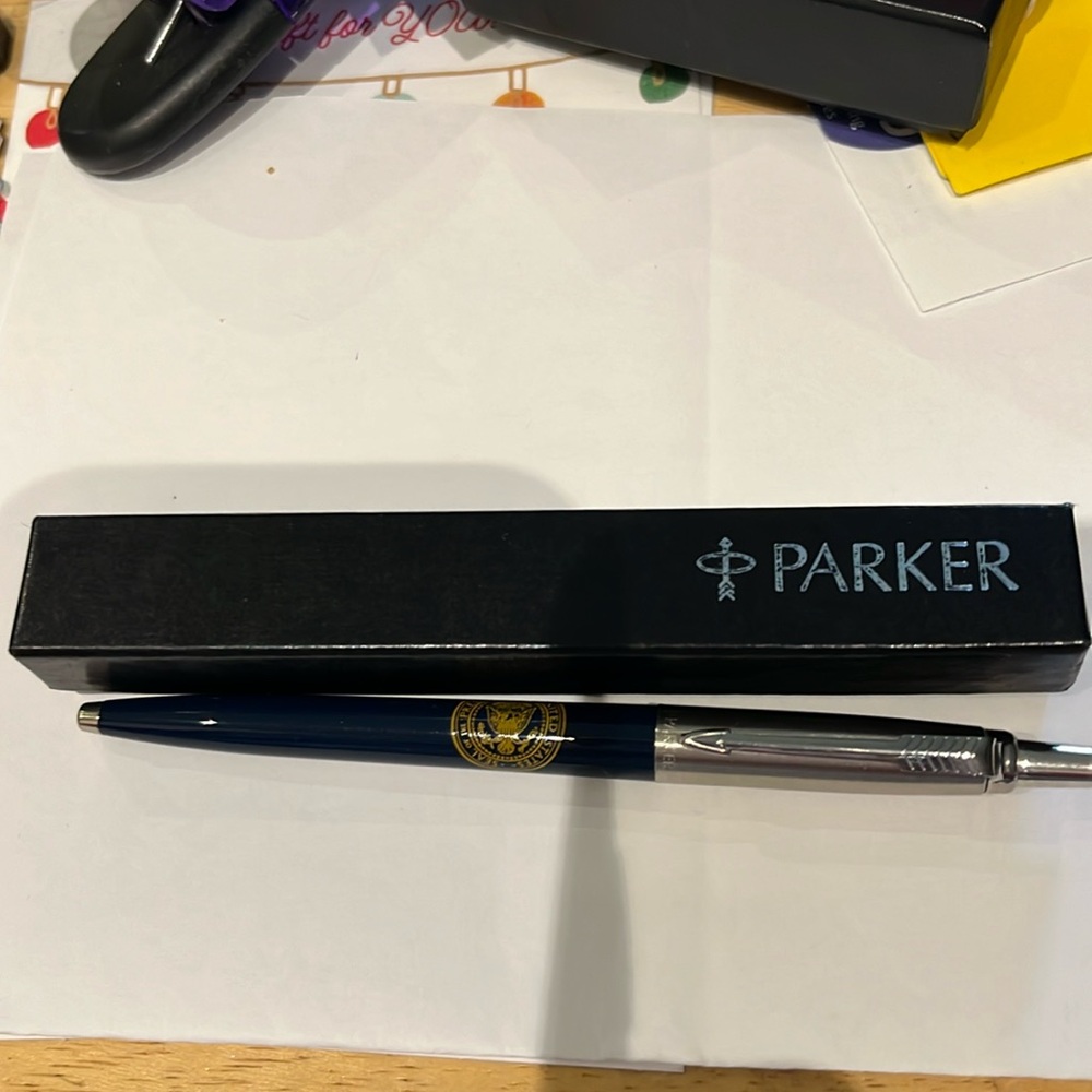 Seal of the President of the United States of America Parker Pen.